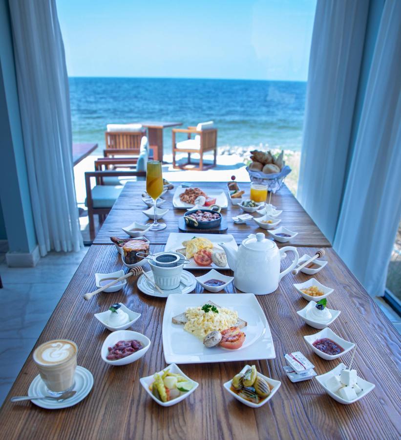 Caravana Beach Resort Al Zorah อัจมาน ภายนอก รูปภาพ